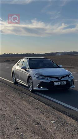 تۆیۆتا کامری